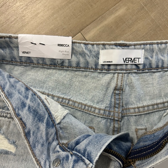 Rebecca shorts from Vervet. High rise distressed. - Picture 2 of 3